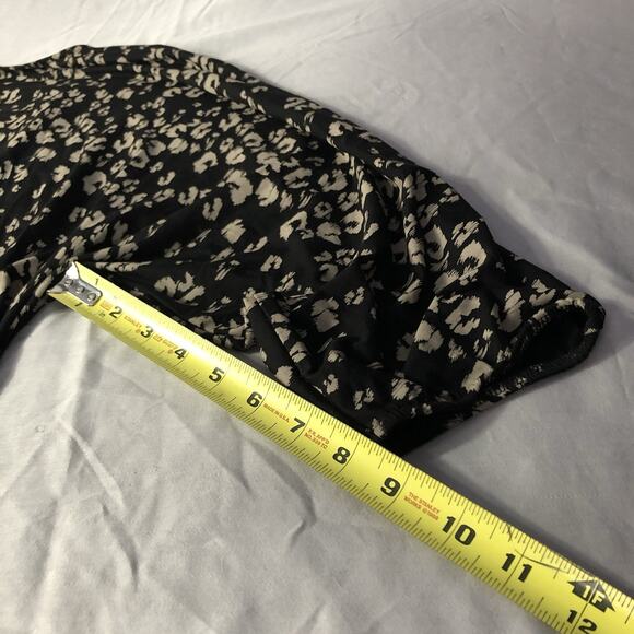 Garnet Hill Cheetah Print Wrap Dress Size Large Black Long Flowy Layered V-Neck - Picture 8 of 15